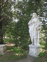 Padova, Orto Botanico, Statua a Teofrasto 