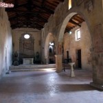 Castro dei Volsci, interno di una chiesa romanica , il Monastero di S. Nicola