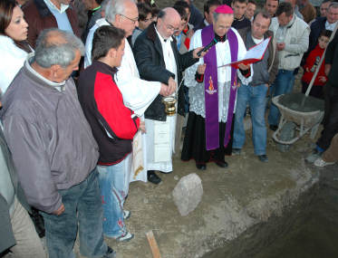 Prima pietra per una Chiesa dedicata al Santo, in Albania 