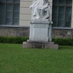 Statua di Mommsen unter dem Linden