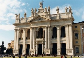 Roma : Facciata di San Giovanni in Laterano, chiesa cattedrale
