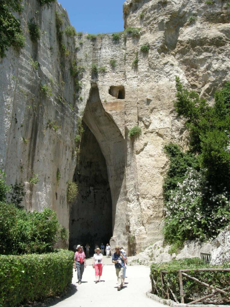  Siracusa. l'orecchio di Dioniso 